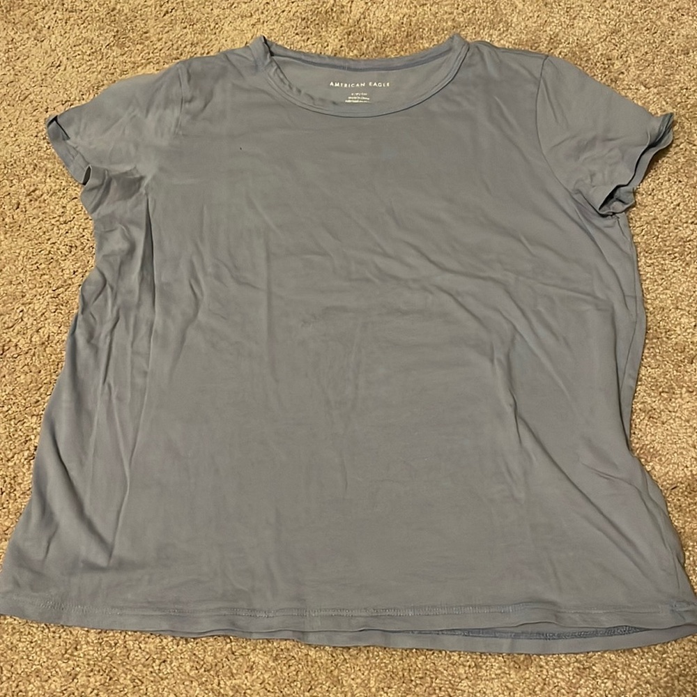 American eagle t shirt